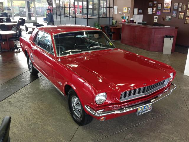 6R07T143773 - 1966 FORD MUSTANG RED photo 1