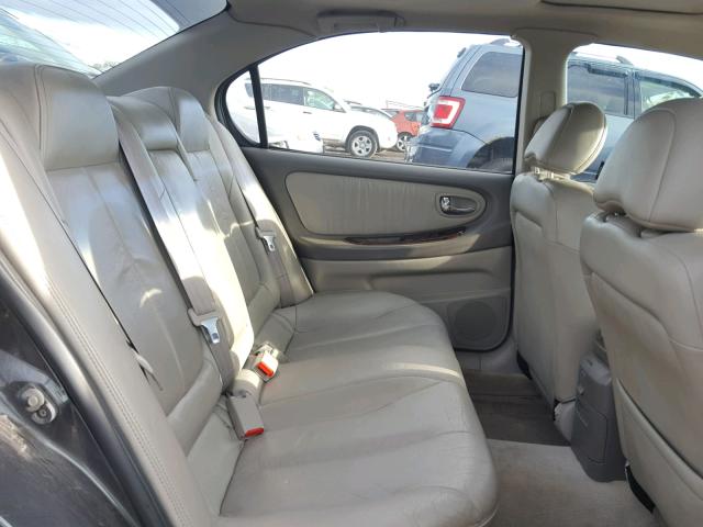 JN1CA31AX1T105750 - 2001 NISSAN MAXIMA GXE GRAY photo 6