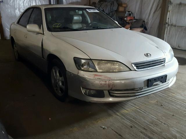 JT8BF28G6Y0256867 - 2000 LEXUS ES 300 WHITE photo 1