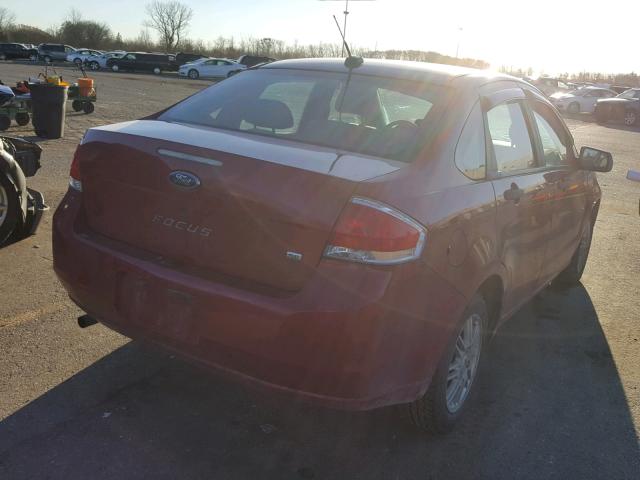 1FAHP35N99W263477 - 2009 FORD FOCUS SE RED photo 4