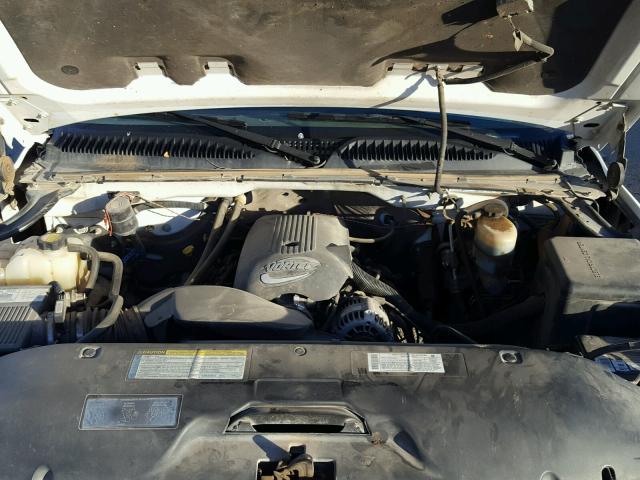 1GBHC24U71E229271 - 2001 CHEVROLET SILVERADO WHITE photo 7