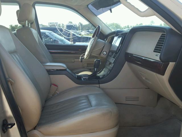 5LMEU68HX5ZJ16860 - 2005 LINCOLN AVIATOR 金色 照片 5