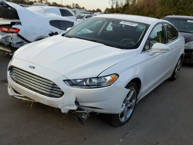 3FA6P0H97FR239228 - 2015 FORD FUSION SE WHITE photo 2