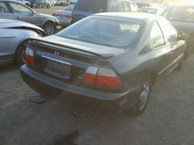 1HGCD7257TA023231 - 1996 HONDA ACCORD EX BLACK photo 4