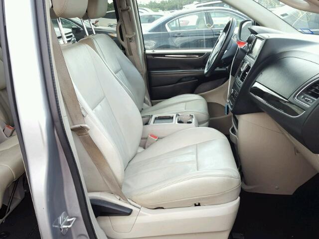 2C4RC1BG9DR605564 - 2013 CHRYSLER TOWN & COU Boz foto 5