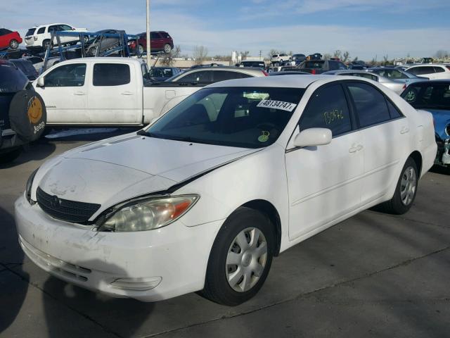 JTDBE32K530187363 - 2003 TOYOTA CAMRY LE თეთრი ფოტო 2