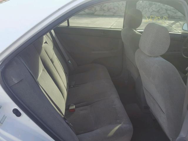 JTDBE32K530187363 - 2003 TOYOTA CAMRY LE თეთრი ფოტო 6