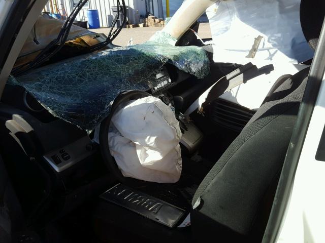 JTLKE50E881044454 - 2008 TOYOTA SCION XB 白色 照片 5