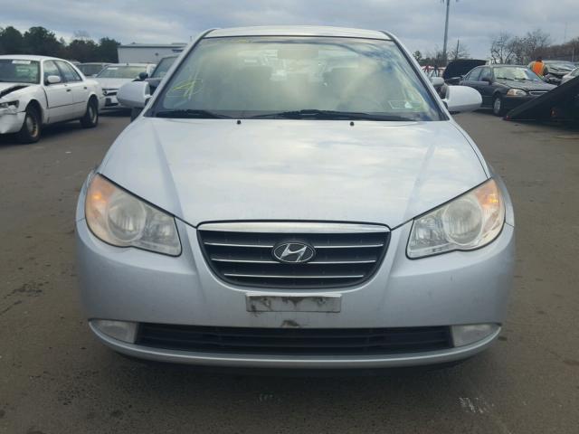 KMHDU46D18U541808 - 2008 HYUNDAI ELANTRA GL SILVER photo 9