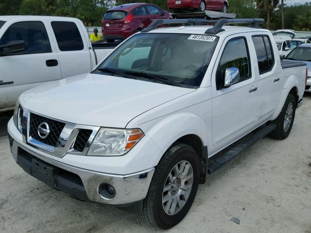 1N6AD0EV4BC450827 - 2011 NISSAN FRONTIER S WHITE photo 2