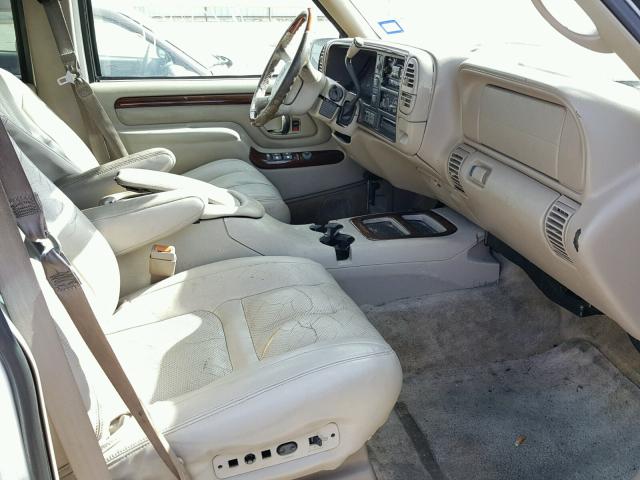 1GYEK63R8YR202518 - 2000 CADILLAC ESCALADE L WHITE photo 5