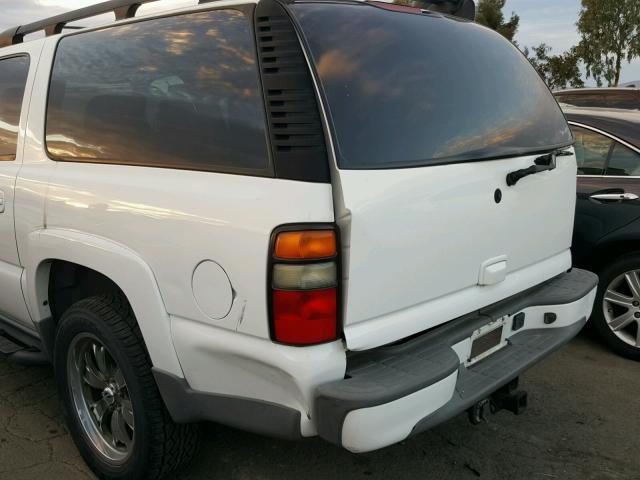 3GNFK16T04G232215 - 2004 CHEVROLET SUBURBAN K WHITE photo 9