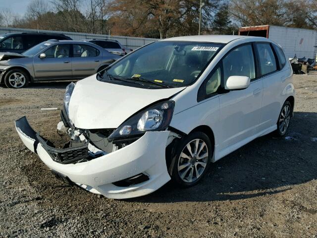 JHMGE8H58CC010470 - 2012 HONDA FIT SPORT WHITE photo 2