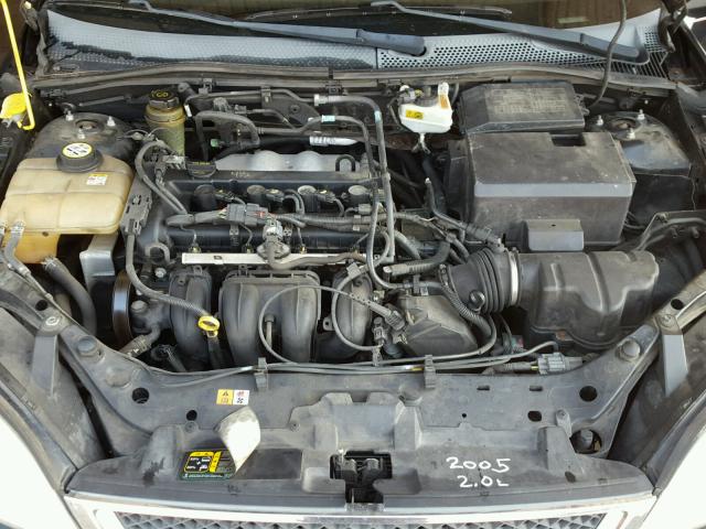 1FAFP34N25W306172 - 2005 FORD FOCUS ZX4 BLACK photo 7