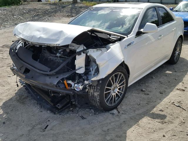 1G6DP5EV5A0139396 - 2010 CADILLAC CTS PREMIU WHITE photo 2