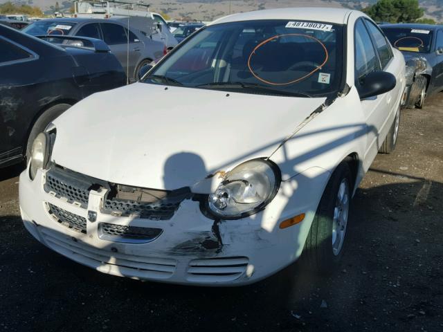 1B3ES56C15D150716 - 2005 DODGE NEON SXT WHITE photo 2