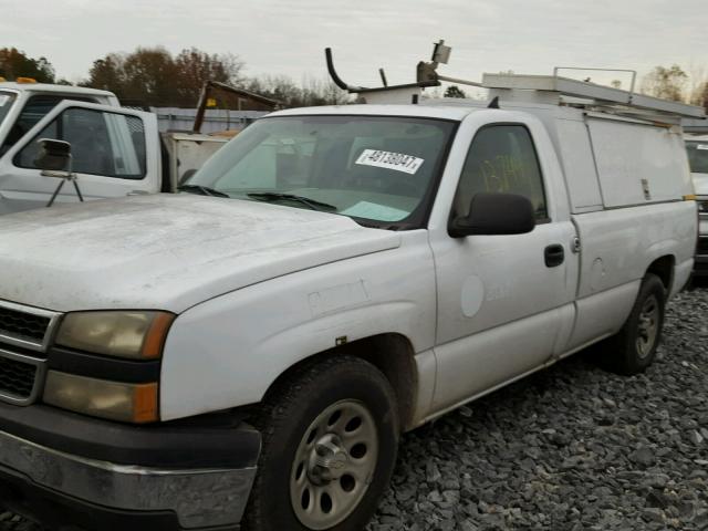 3GCEC14X46G253630 - 2006 CHEVROLET SILVERADO WHITE photo 2