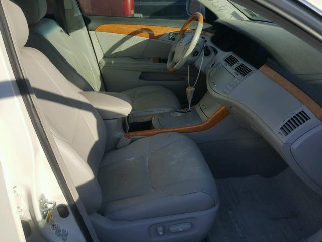 4T1BK36B06U134534 - 2006 TOYOTA AVALON XL Ақ фото 5