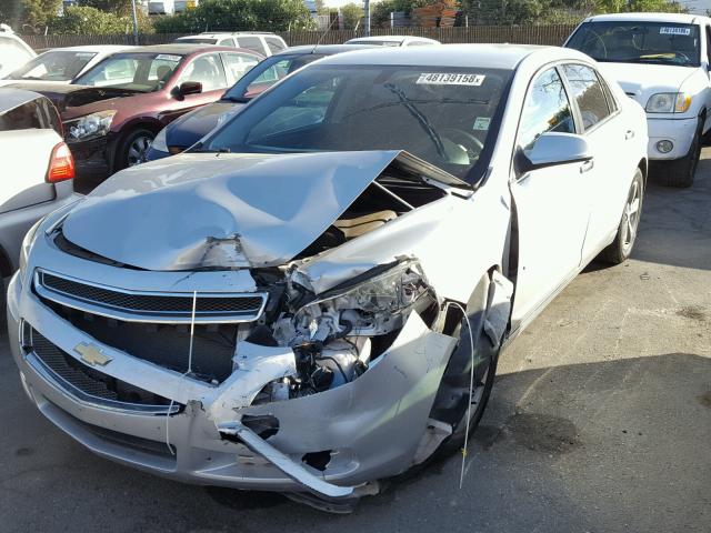 1G1ZC5E0XCF352887 - 2012 CHEVROLET MALIBU 1LT SILVER photo 2