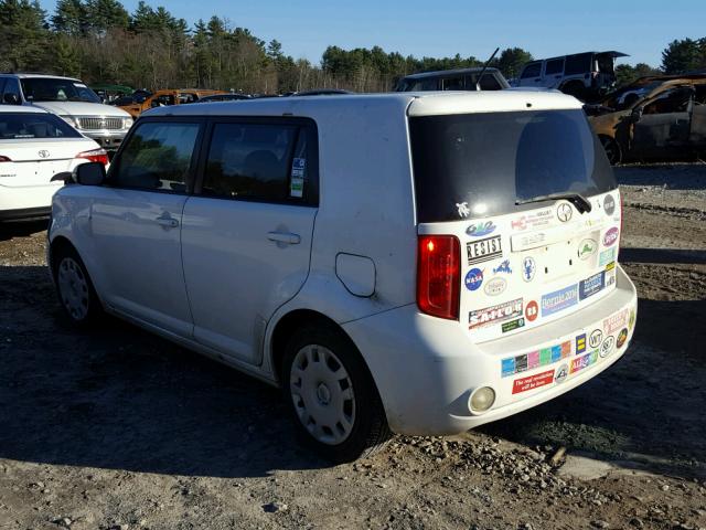 JTLKE50E281011997 - 2008 TOYOTA SCION XB WHITE photo 3