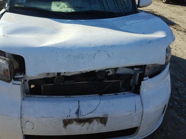 JTLKE50E281011997 - 2008 TOYOTA SCION XB 白色 照片 9