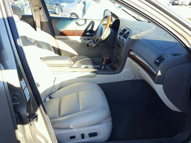 1LNHM87A02Y685038 - 2002 LINCOLN LS 金色 照片 5