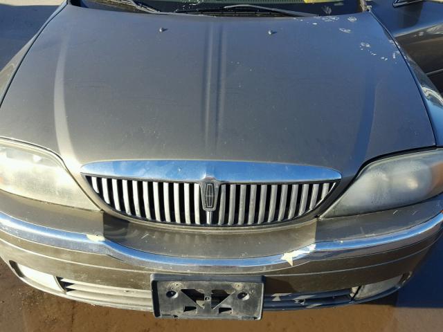 1LNHM87A02Y685038 - 2002 LINCOLN LS 金色 照片 7