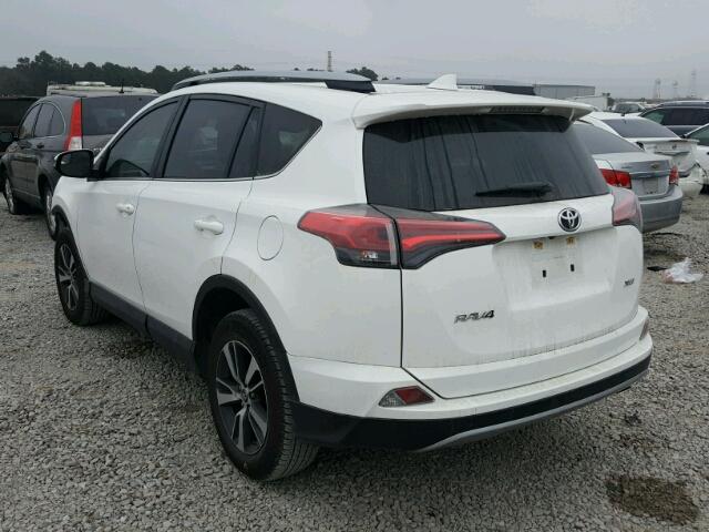 JTMWFREV6HJ101339 - 2017 TOYOTA RAV4 XLE WHITE photo 3