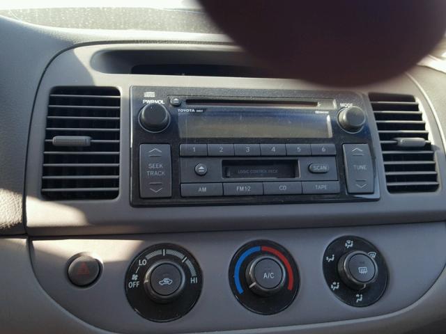 JTDBE32K730242654 - 2003 TOYOTA CAMRY LE ვერცხლისფერი ფოტო 9