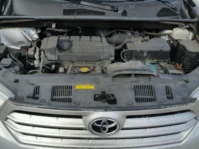 5TDZA3EH6DS042311 - 2013 TOYOTA HIGHLANDER SILVER photo 7