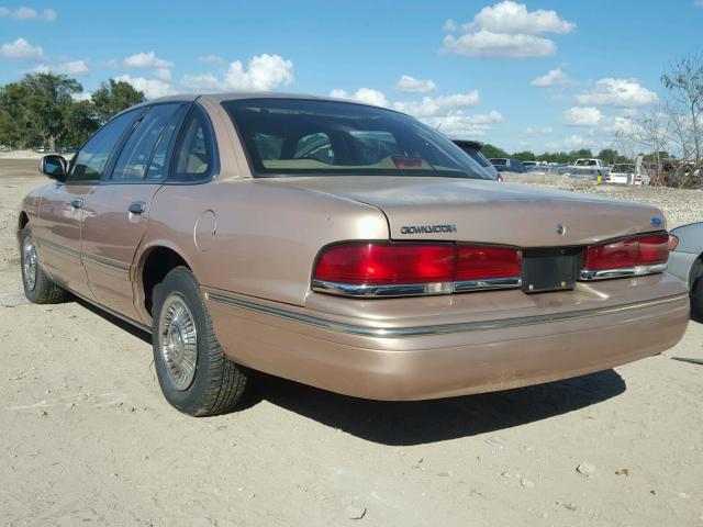 2FALP73W9TX127097 - 1996 FORD CROWN VICT TAN photo 3