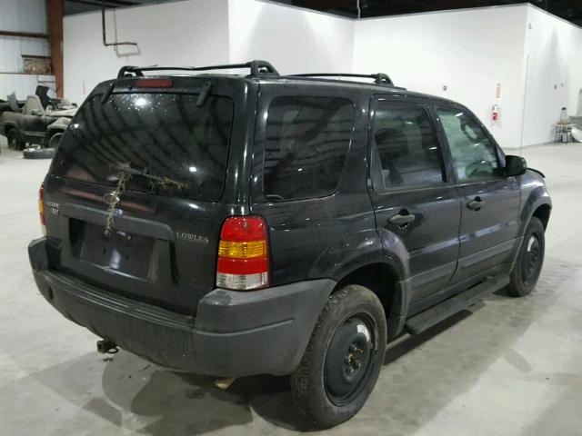 1FMCU93124KB23878 - 2005 FORD ESCAPE XLT GRAY photo 4