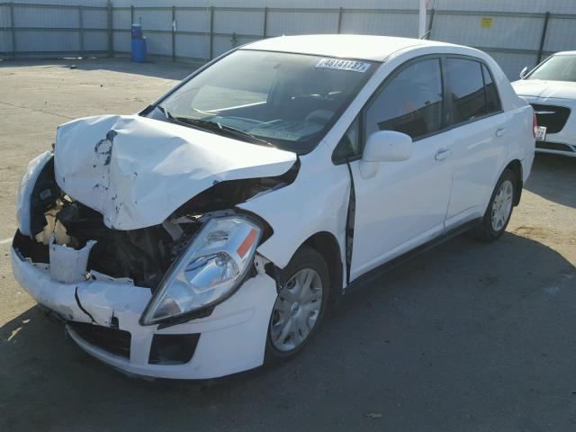 3N1BC1AP8BL484638 - 2011 NISSAN VERSA S WHITE photo 2