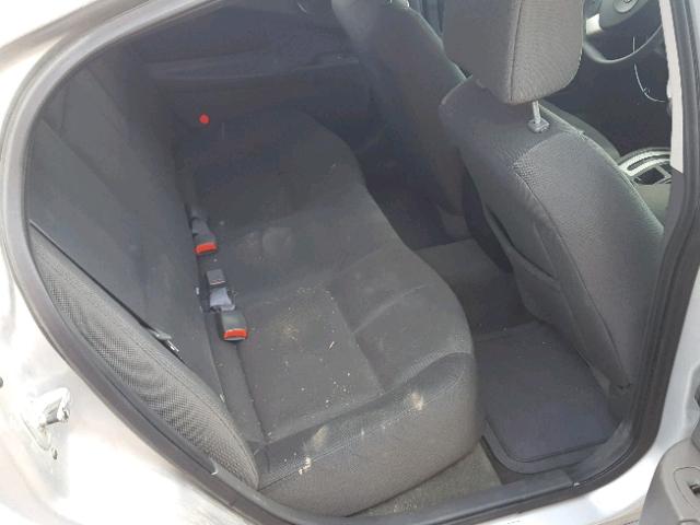 2G2WP522341299192 - 2004 PONTIAC GRAND PRIX SILVER photo 6