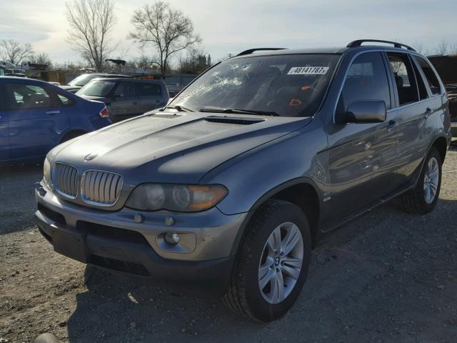 5UXFB53565LV11080 - 2005 BMW X5 4.4I GRAY photo 2