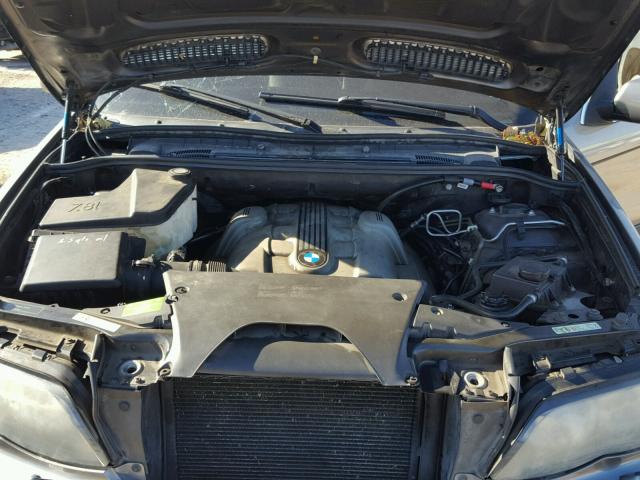 5UXFB53565LV11080 - 2005 BMW X5 4.4I GRAY photo 7