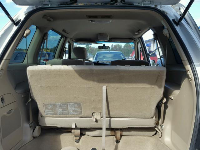 JM3LW28A640519328 - 2004 MAZDA MPV WAGON WHITE photo 9