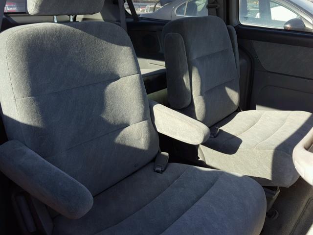 2HKRL18641H576398 - 2001 HONDA ODYSSEY EX GRAY photo 6