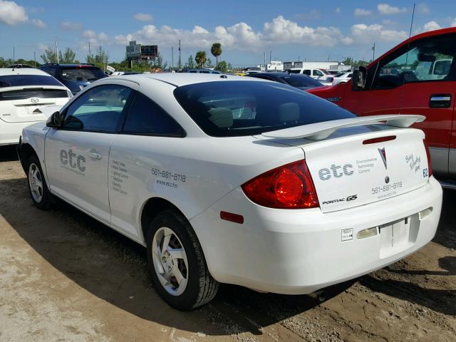 1G2AL18F787233598 - 2008 PONTIAC G5 WHITE photo 3