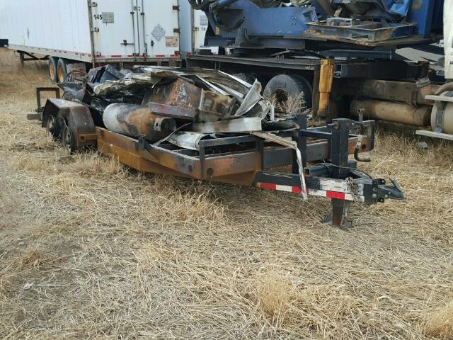 4ZECH202XE1053952 - 2014 PETERBILT UNKNOWN BURN photo 1