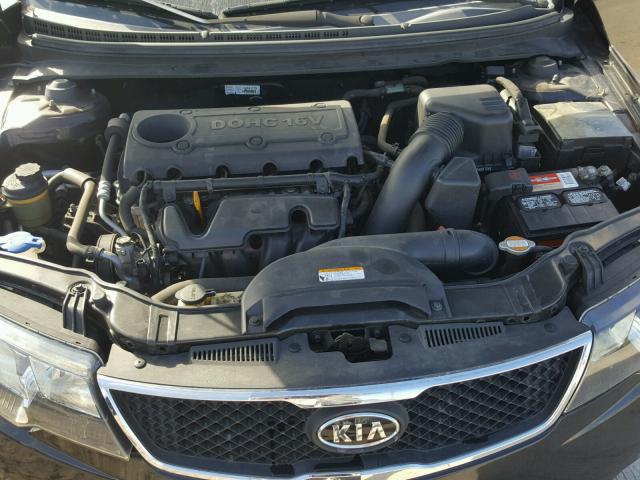 KNAFT4A27A5820389 - 2010 KIA FORTE LX BLACK photo 7