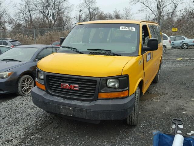 1GKGG25U061241646 - 2006 GMC SAVANA G25 YELLOW photo 2