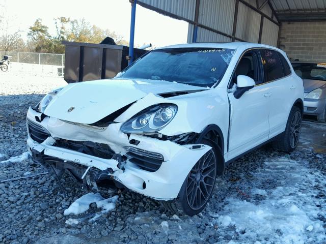 WP1AB2A20DLA82115 - 2013 PORSCHE CAYENNE S WHITE photo 2