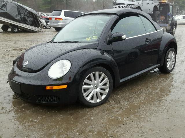 3VWRG31Y28M412998 - 2008 VOLKSWAGEN NEW BEETLE BLACK photo 2