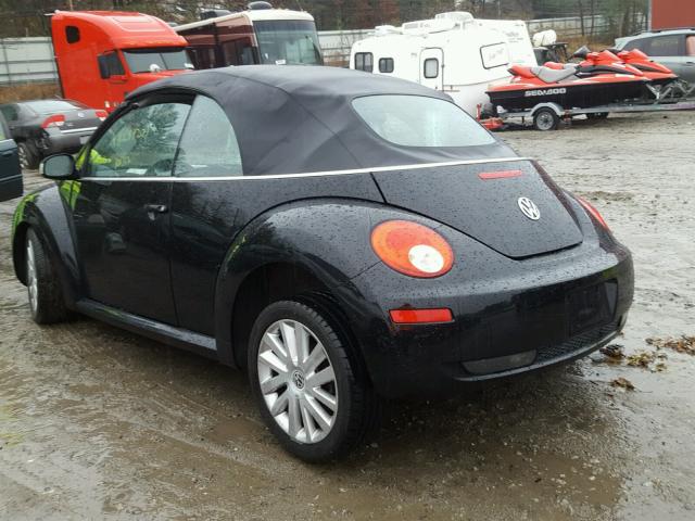 3VWRG31Y28M412998 - 2008 VOLKSWAGEN NEW BEETLE შავი ფოტო 3