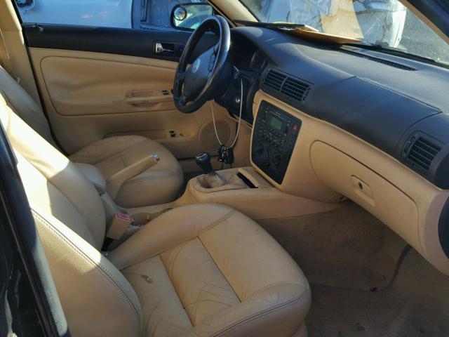 WVWPD63B93P347003 - 2003 VOLKSWAGEN PASSAT GLS BLACK photo 5