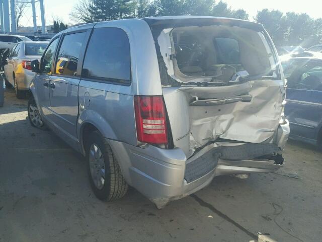 2A8HR44H78R648963 - 2008 CHRYSLER TOWN & COU SILVER photo 3