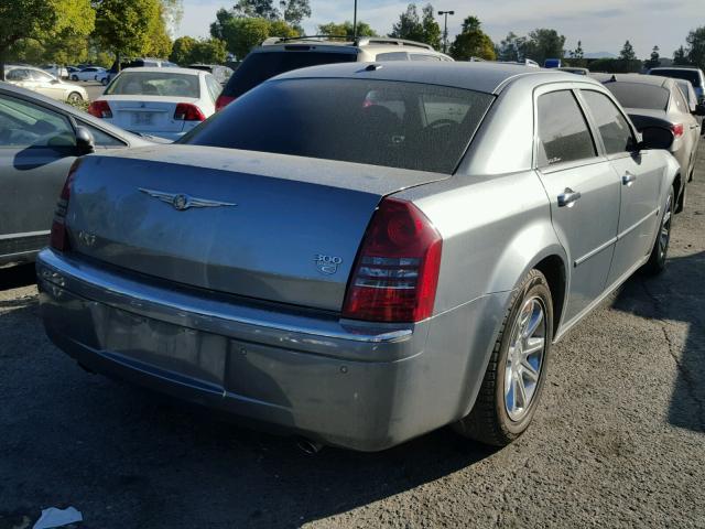 2C3LA63H06H279361 - 2006 CHRYSLER 300C GRAY photo 4