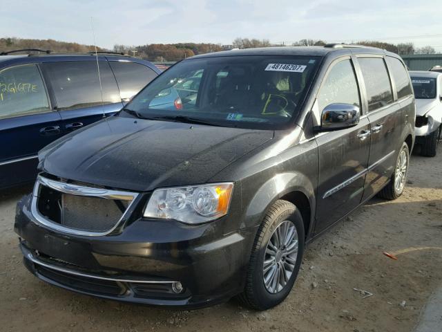 2C4RC1CG7DR564320 - 2013 CHRYSLER TOWN & COU BLACK photo 2