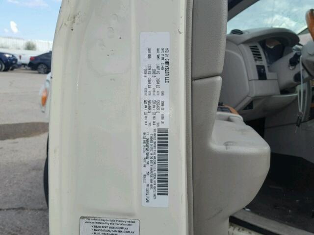 1A8HX58P59F710639 - 2009 CHRYSLER ASPEN LIMI WHITE photo 10